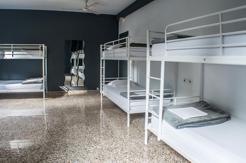 Quart Youth Hostel & Apartments Walencja Pokój zdjęcie